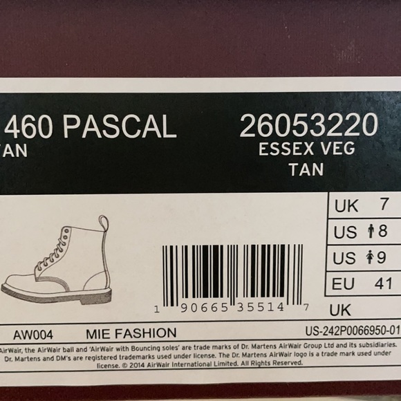 Dr. Martens made in England
1460 Pascal. Color: Tan Essex/Veg Tan. US women’s 9 - Picture 5 of 5